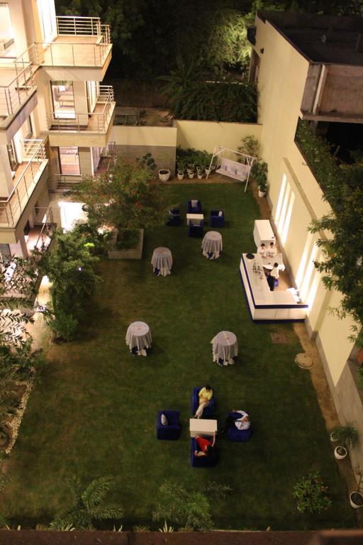 76 Friends Colony Bed & Breakfast New Delhi Exterior foto